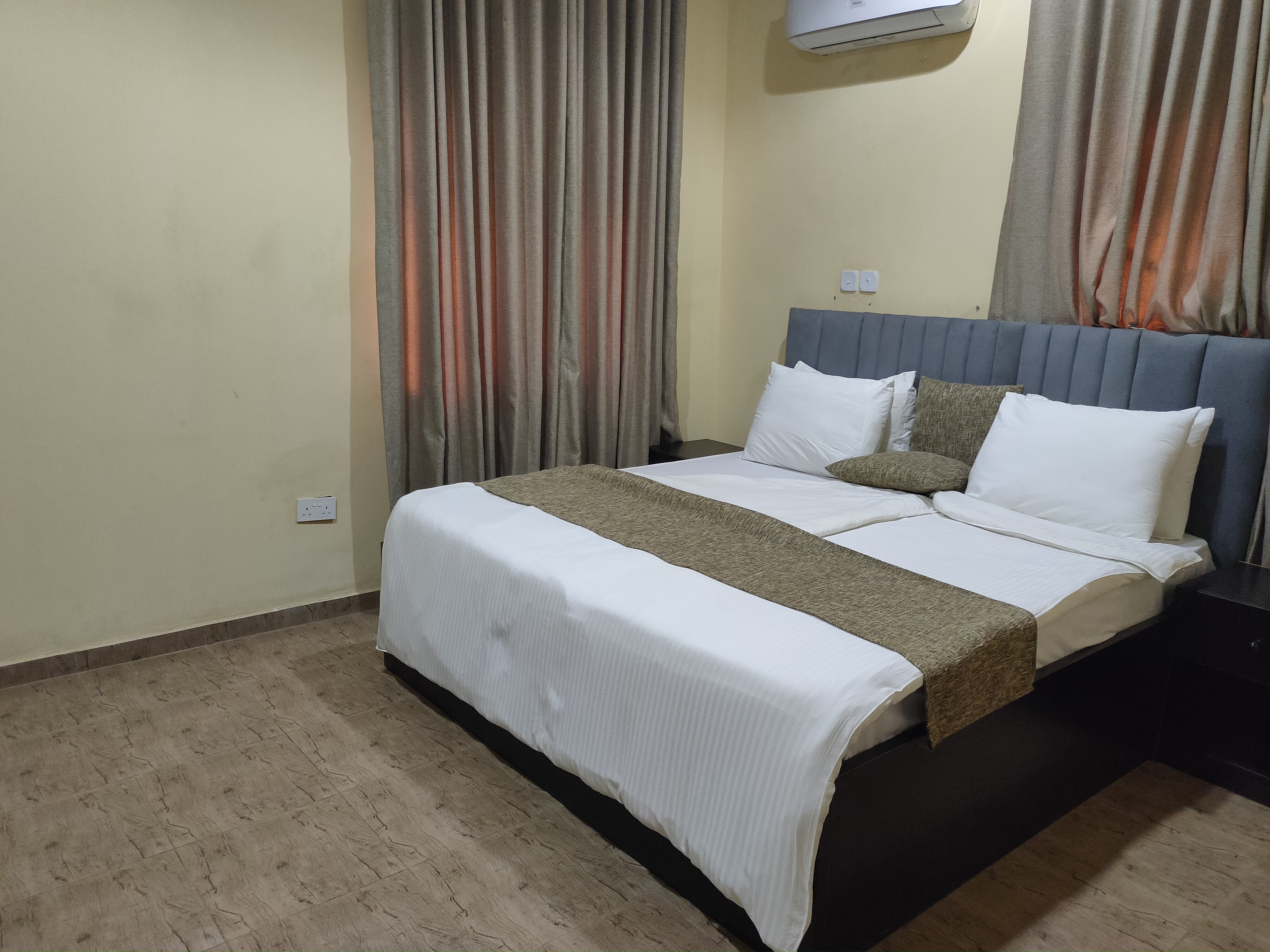 Image for EXECUTIVE ROOM